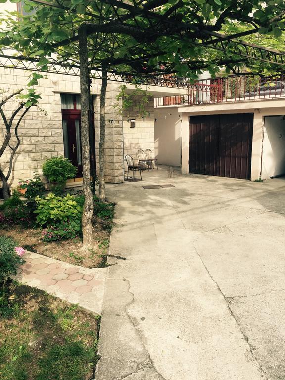 Apartment Iva Podstrana Rom bilde